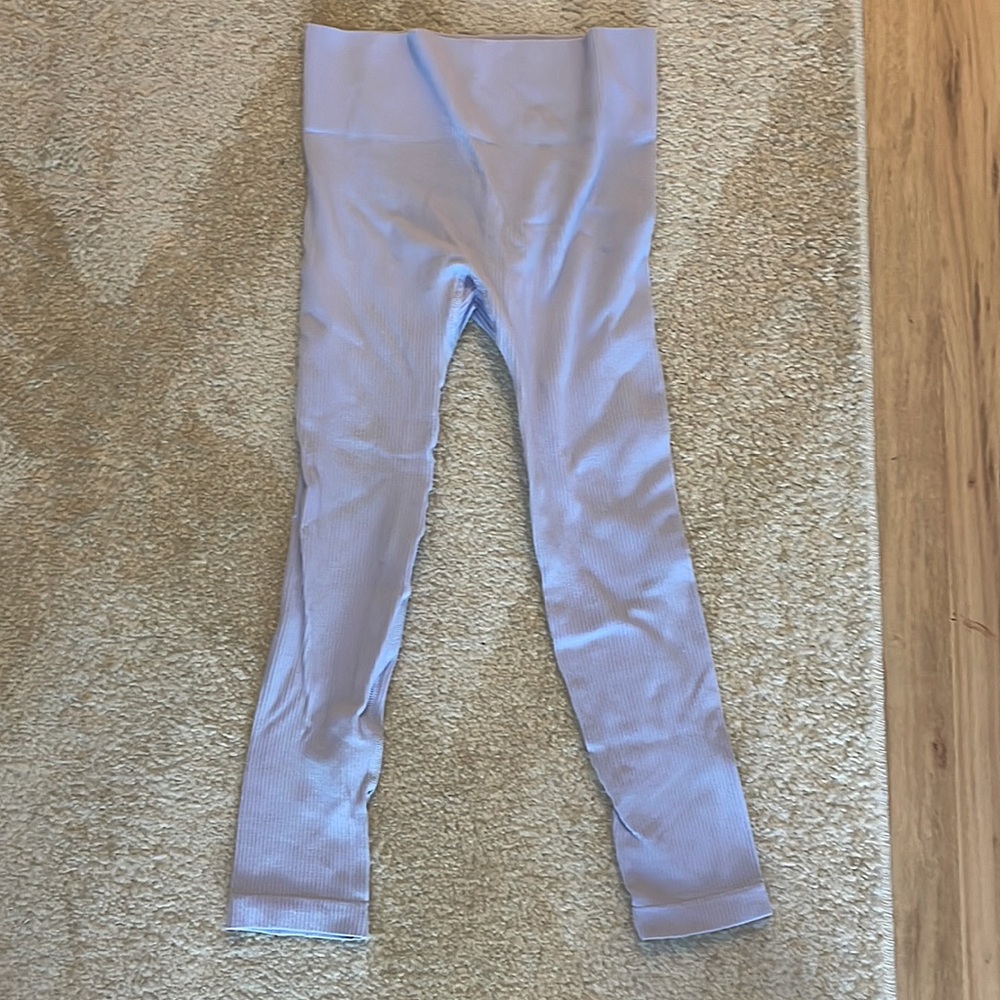 purple/ lilac leggings